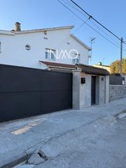 Lloguer Xalet  Sinceritat. Casa unifamiliar en can serrafosa, rubí