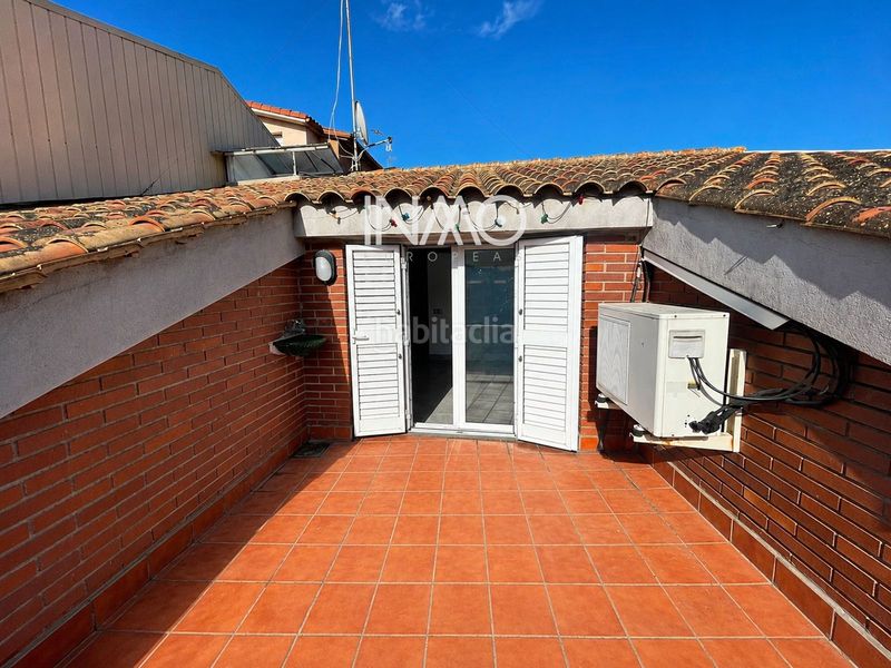 Foto f9bde385-8fbd-4c15-aeb3-6b2a658a02fb. Dúplex  en venta en pleno centro ! en Centre Rubí