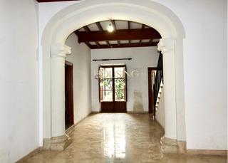 Casa adossada a Llucmajor Interior. Gran casa en el corazón de llucmajor