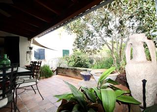 Chalet in Sa Cabaneta. Amplia casa con jardin y garaje en sa cabaneta.