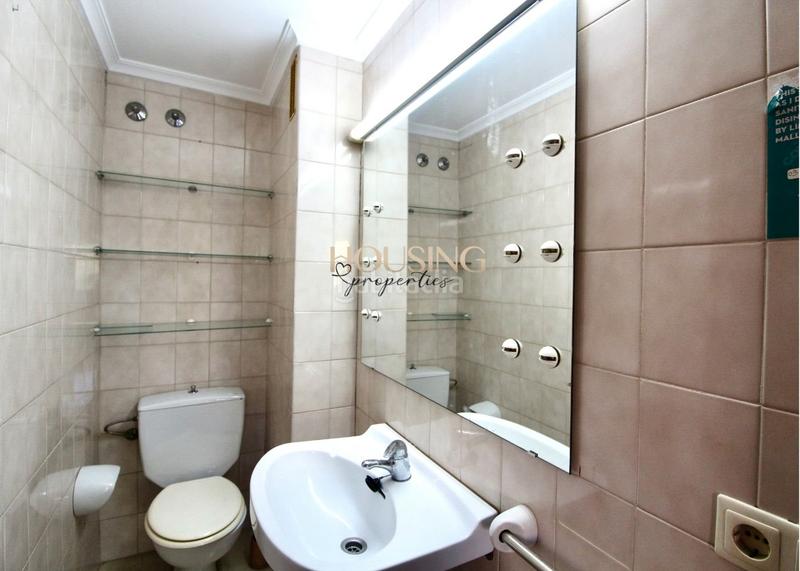 Foto 4c70cd38-2f3a-4562-a056-9b8199333233. Rent flat with parking in Plaça dels Patins Palma de Mallorca