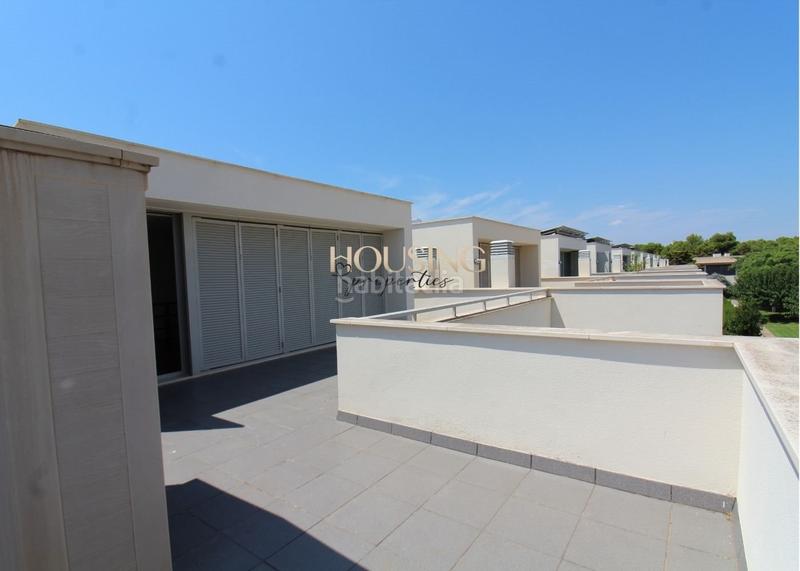 Foto 6538bf8c-c040-4228-b50c-bb3bd633fa87. Semi detached house with parking pool in Les Maravelles Palma de Mallorca