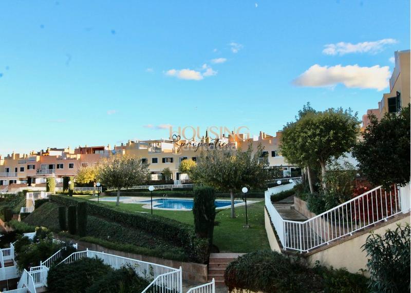 Foto 8fe4d7bb-fbdf-4936-9445-0484d01b3b52. Casa a schiera con parcheggio piscina in Son Xigala Palma de Mallorca