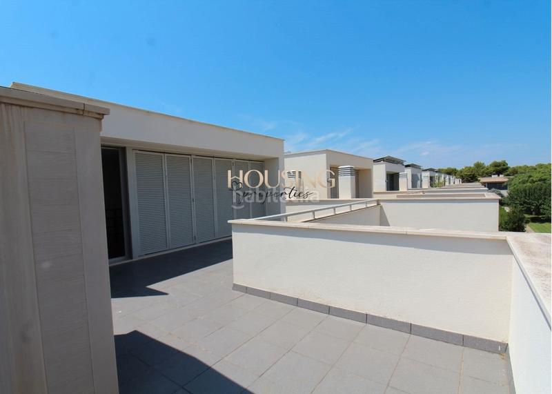 Foto 3ad85ec3-98e4-4cb1-b076-50516ef38ad7. Casa a schiera con parcheggio piscina in Les Maravelles Palma de Mallorca