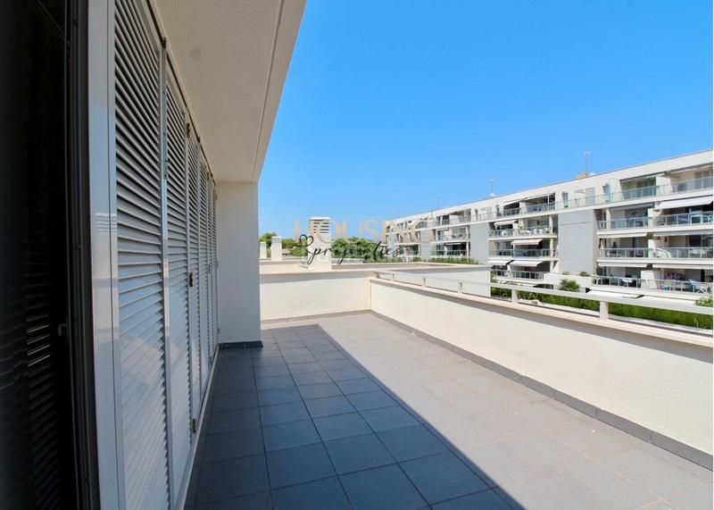 Foto 932b1eb8-74e1-4574-add5-4a35e2511913. Casa a schiera con parcheggio piscina in Les Maravelles Palma de Mallorca