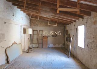 Reihenhaus in Campos. Casa de pueblo en campos