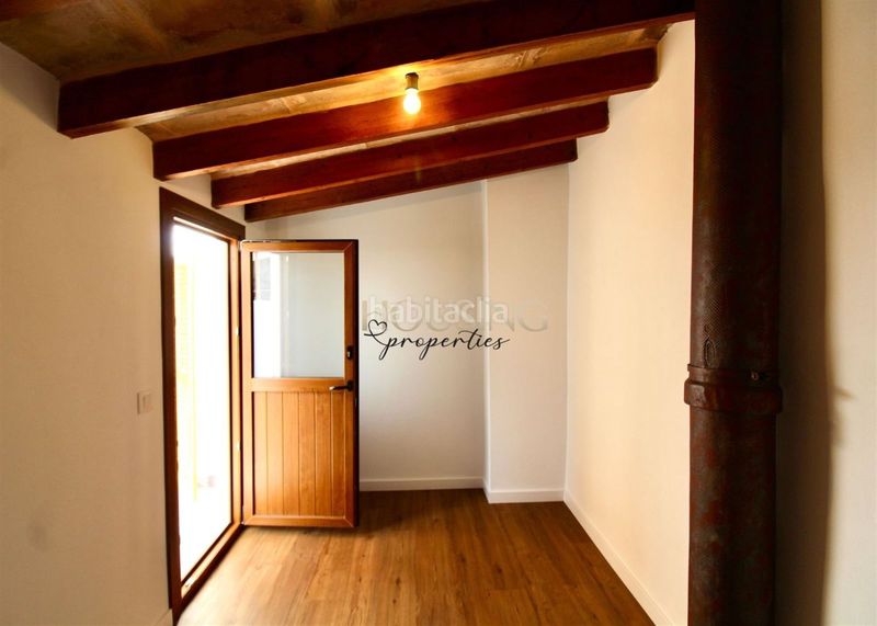 Foto cb4f6999-cd9c-4ccd-87ce-abcc6471b53f. Casa adosada casa con reforma y parking, a estrenar, en el pueblo en Llucmajor