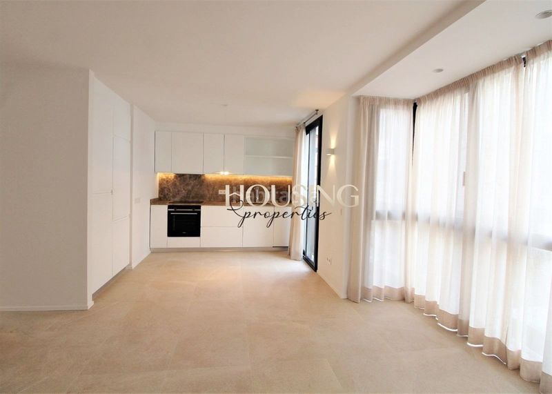 Foto ffb2b40c-c49c-47c9-9062-c82395b34097. Pis a Santa Catalina Palma de Mallorca