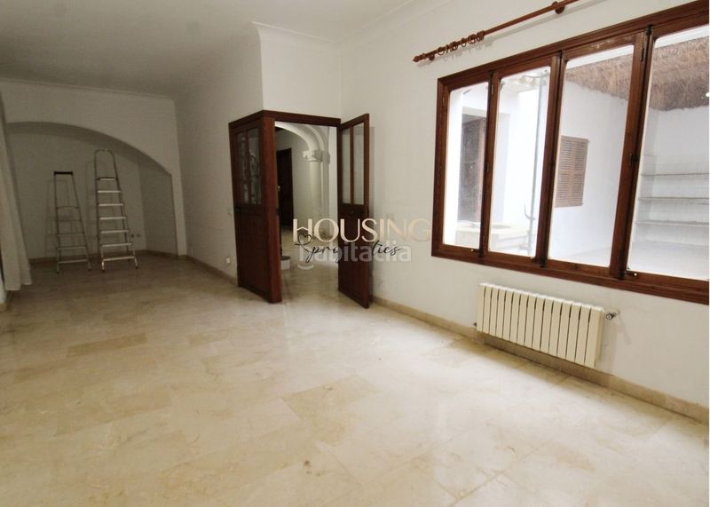 Foto 5b6dfab0-87f8-420a-b898-e45822167dfd. Casa adossada amb aparcament a Llucmajor interior Llucmajor