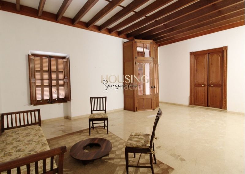 Foto 8b5463fb-c222-4e2a-9362-f3c7f9aaea59. Casa adossada amb aparcament a Llucmajor interior Llucmajor