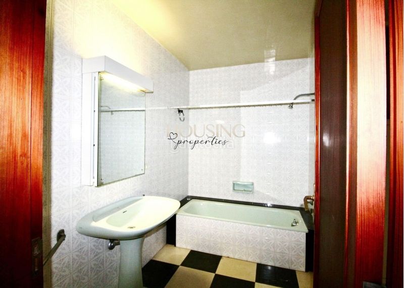 Foto bdcbada4-c0e2-4348-b565-1c1661385e5d. Casa adossada amb aparcament a Llucmajor interior Llucmajor