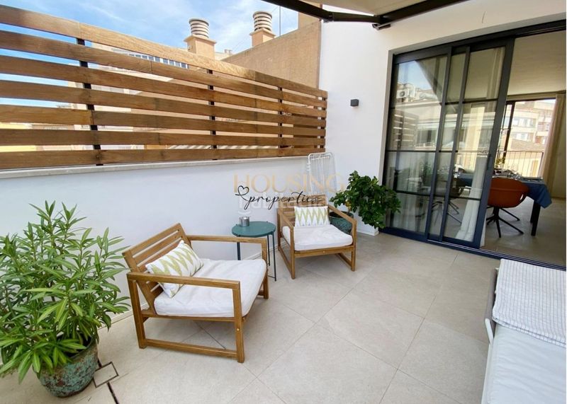 Foto 1284c6fc-e63c-4133-9552-2be124e7c10e. Àtic amb aparcament a Santa Catalina Palma de Mallorca