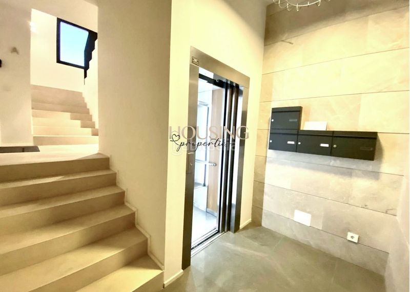 Foto e9d09cdb-a3e3-4715-b153-337fd90e0bab. Àtic amb aparcament a Santa Catalina Palma de Mallorca