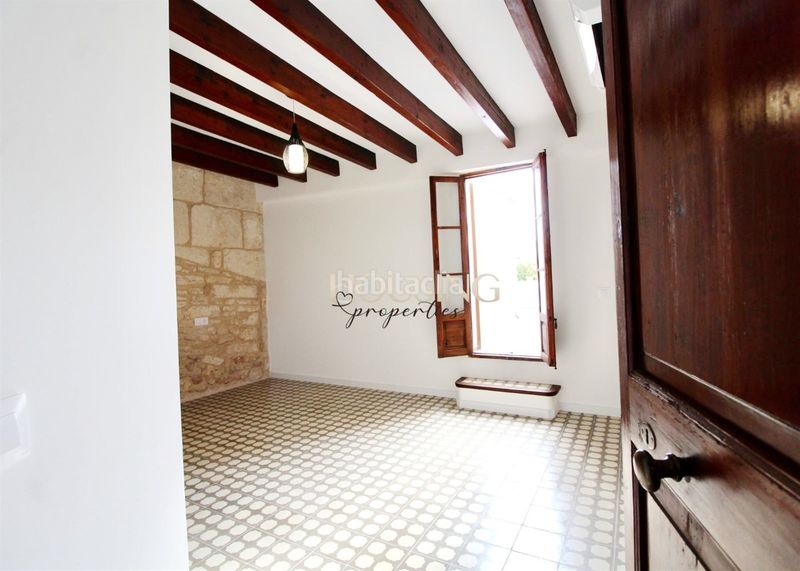 Foto 4ee8b6fe-cef7-40a4-acb3-6561b099e9b4. Casa adossada amb xemeneia calefacció aparcament piscina a Llucmajor