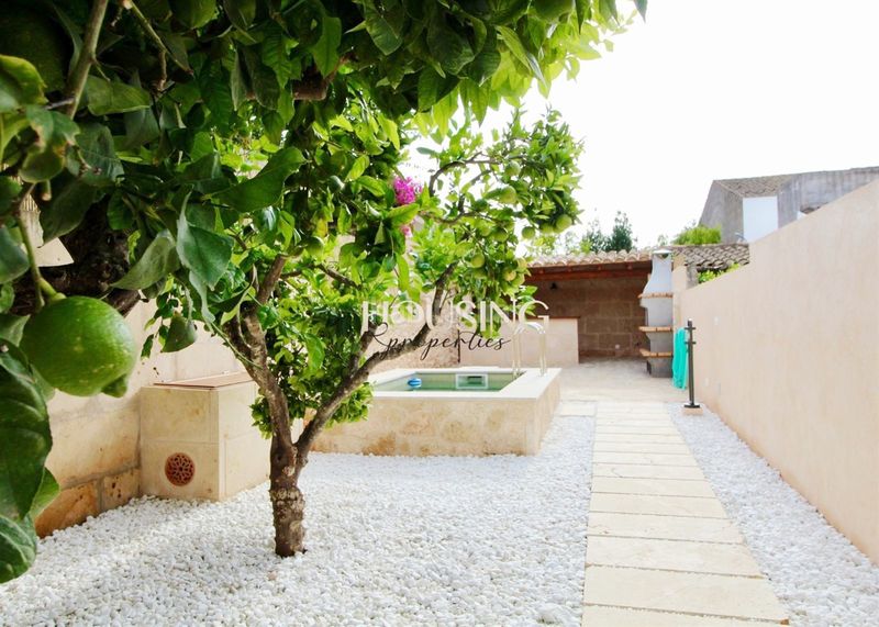 Foto 71768412-7ea4-4cbe-85f4-901c7125251b. Casa adossada amb xemeneia calefacció aparcament piscina a Llucmajor