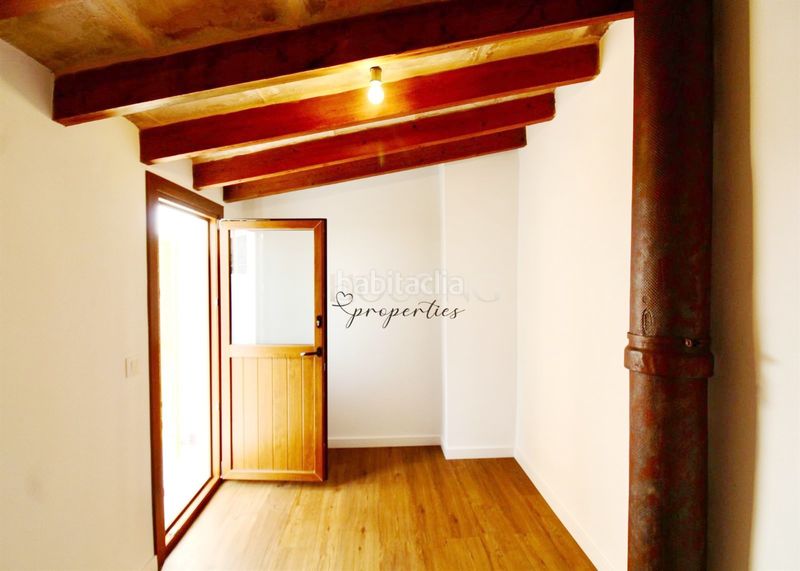 Foto e1bf6440-a256-4d96-b691-b9d07afcf356. Casa adossada amb xemeneia calefacció aparcament piscina a Llucmajor