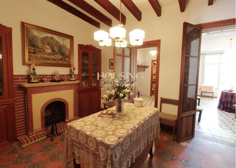 Foto 4b861318-d47c-471a-a287-3810bb3defa6. Casa adossada amb xemeneia a Llucmajor interior Llucmajor