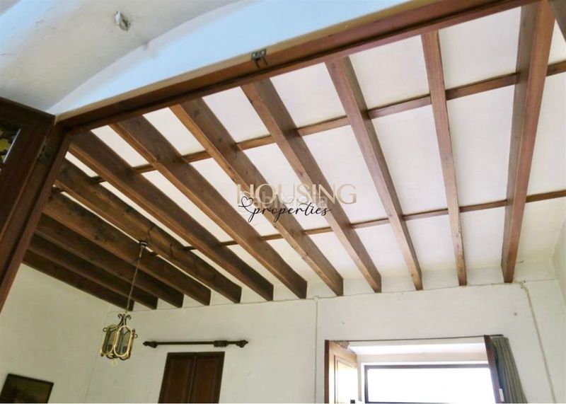 Foto bd85706b-0307-4106-bad0-443b64f0ace4. Semi detached house with fireplace in Campos poble Campos