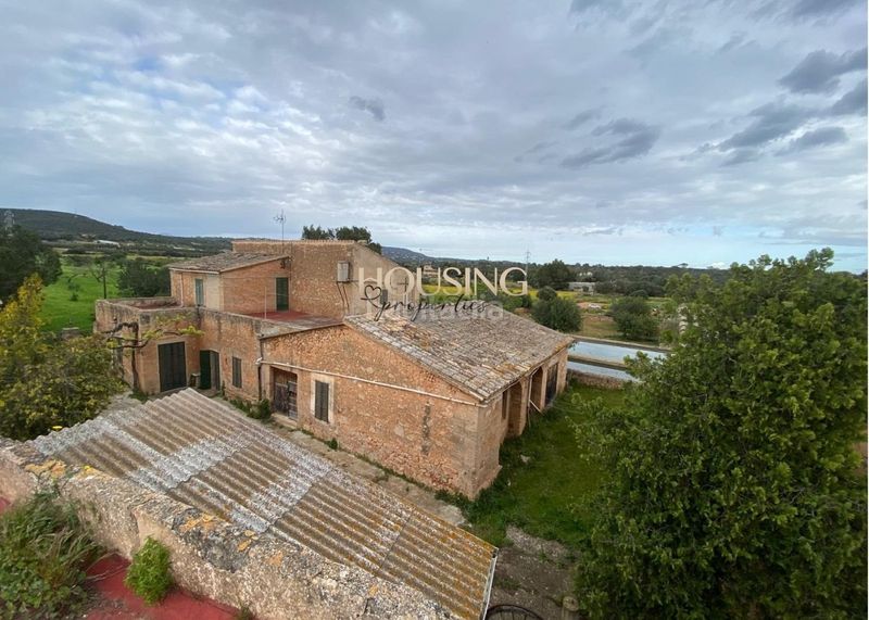 Foto 0b20b85d-8fbb-41ed-97e8-49b1cce285fe. Masia amb xemeneia aparcament piscina a Son Ferriol Palma de Mallorca