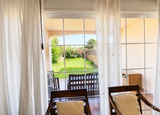 Location Rez-de-chaussée à Maioris-Puig de Ros. Amplio jardin en residencial de puig de ros