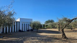 Masia a San Jorge. Finca, villa, piscina, establos de caballos, san jorge, costa az