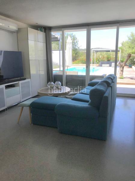 Foto 67bab19e-8f3b-4f83-aac4-f7591bb7e032. Casale con camino riscaldamento parcheggio piscina in San Jorge