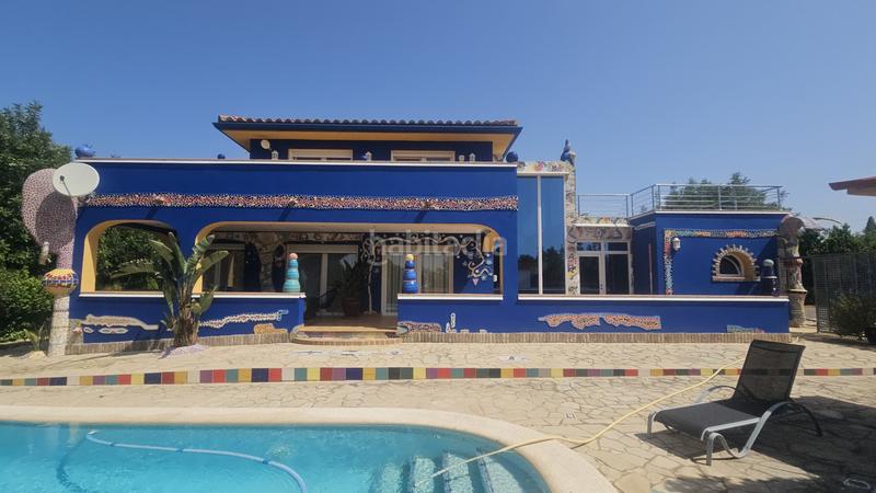 Foto 489abb09-1eac-44c7-bf32-e625825dfbd6. Xalet amb xemeneia calefacció aparcament piscina a Cálig