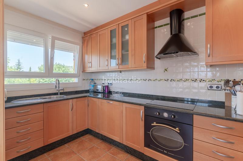 Foto 89672d91-53a1-4295-beda-0b72d4faa79f. Xalet amb xemeneia calefacció aparcament piscina a Cálig