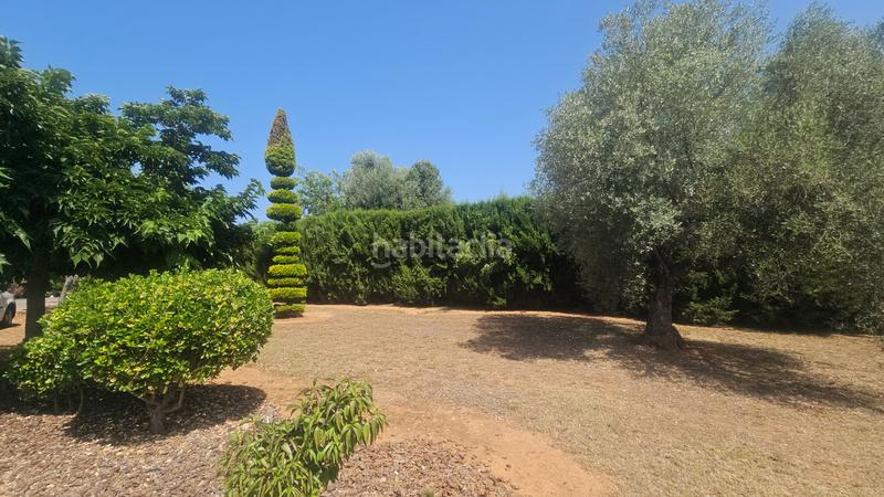 Foto d13c3427-f946-467c-b920-ec4468bf52c8. Xalet amb xemeneia calefacció aparcament piscina a Cálig