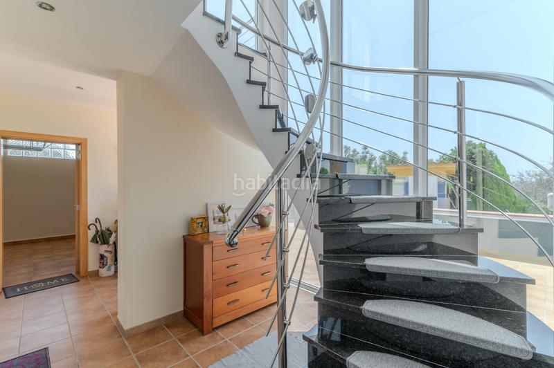 Foto e83ddda4-bd83-453b-b630-a32dca162e68. Xalet amb xemeneia calefacció aparcament piscina a Cálig