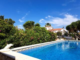 Chalet à Cálig. Finca, chalet, vista al mar, terraza, jardín, piscina, calig, co