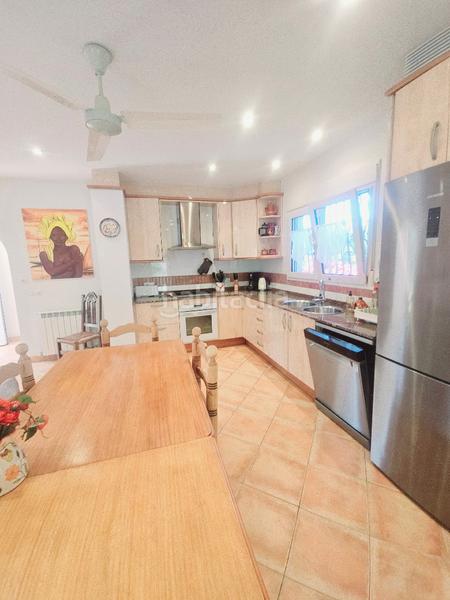 Foto 05c21962-20ba-4336-9a51-e164288c1564. Chalet mit kamin heizung parking pool in Costa Norte Vinaròs