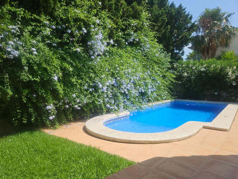 Foto eb4e6736-10bf-407a-9a74-b829c19db771. Chalet mit kamin heizung parking pool in Costa Norte Vinaròs