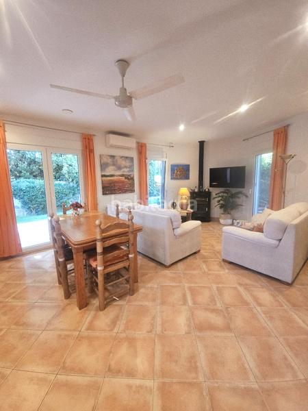 Foto f94012fc-2fec-405a-ab6d-d8c9464866da. Chalet mit kamin heizung parking pool in Costa Norte Vinaròs