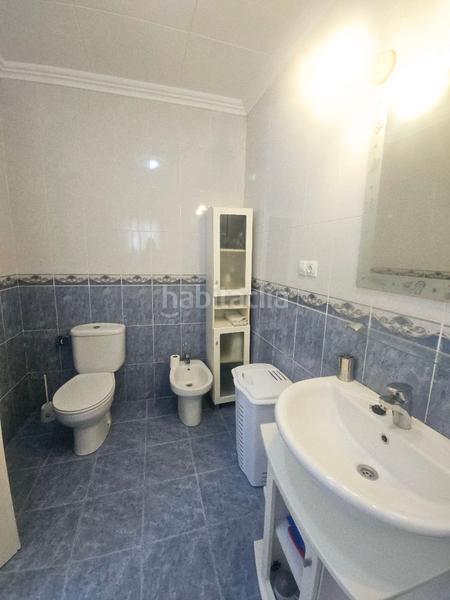 Foto 6e3ec4db-4ed2-4582-8d90-0e59e87dd0e0. Maison jumelée dans Cálig