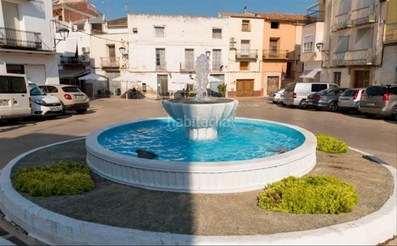 Foto d6eb42fc-d08b-4dd5-8389-3834a7449639. Maison jumelée dans Cálig