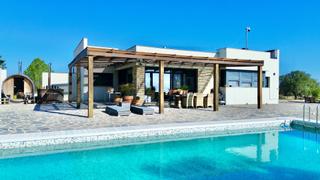 Chalet  N/a. Finca, chalet, vista al mar, terraza, jardín, piscina, calig, co