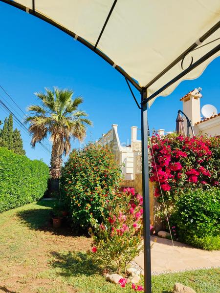 Foto 75c80be8-e03f-4bbd-8e5a-535e49ce6aa3. Chalet with fireplace parking in Costa Norte Vinaròs