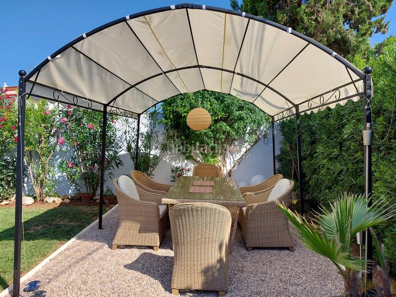 Foto ad6e9371-7fdc-49e9-9345-3a72b89df6ff. Chalet with fireplace parking in Costa Norte Vinaròs