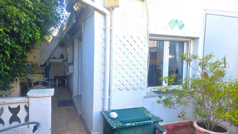 Foto 2814b42e-ee98-43f3-b292-ec2f8fbef75b. Casa adossada amb xemeneia aparcament a Boverals-Saldonar Vinaròs