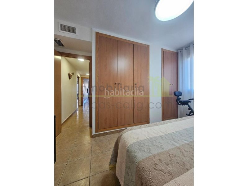 Foto 55d206bb-1d52-4865-bd29-2ed66fe983c2. Apartament amb aparcament piscina a San Jorge