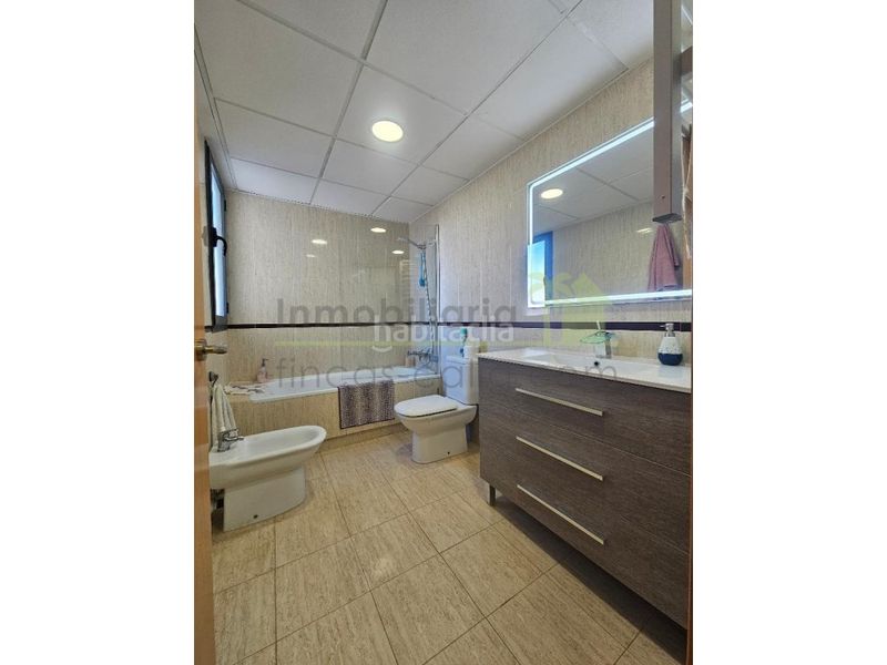 Foto 6fb01cfc-592f-492c-a0cc-fa775d76444b. Apartament amb aparcament piscina a San Jorge