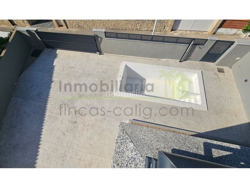 Foto 85fe4f37-094b-4920-bd4b-d496401265d5. Casa adossada amb aparcament piscina a Costa Norte Vinaròs