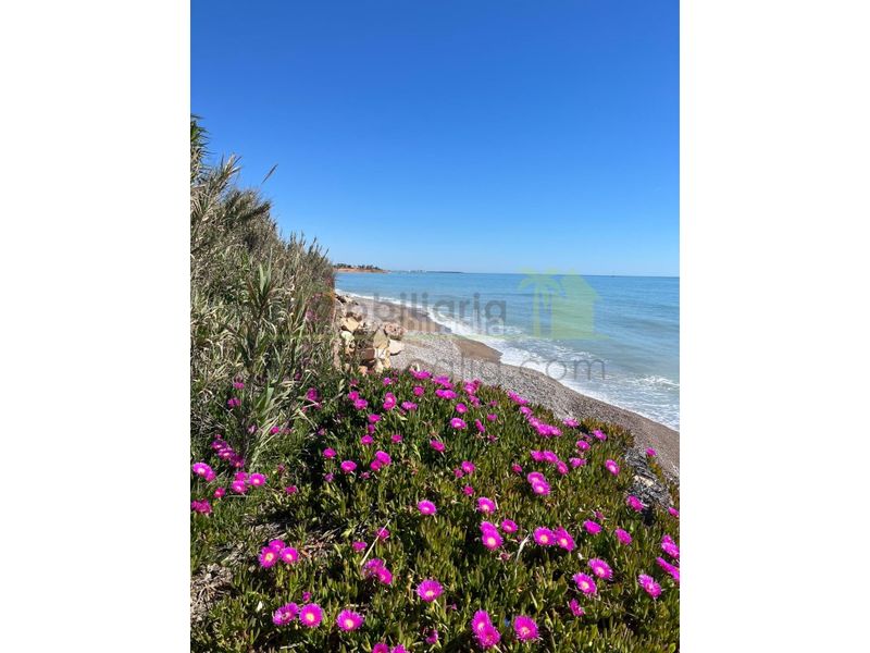 Foto a8daaa77-87ff-40ac-a277-24809e691fa3. Casa amb calefacció aparcament a Mar Chica Benicarló