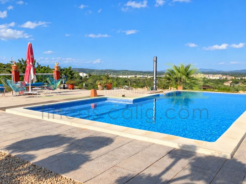 Foto 024ec065-03cb-40e5-9e43-b09aa66b90cb. Casa amb calefacció piscina a Cálig