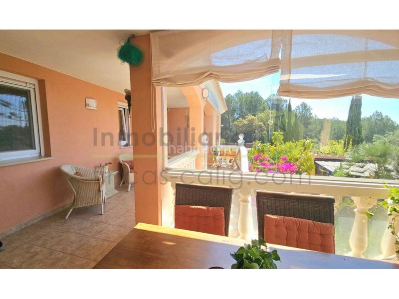 Foto b1948d09-c604-4afc-8e88-0e2b37f4a532. Casa amb calefacció piscina a Cálig