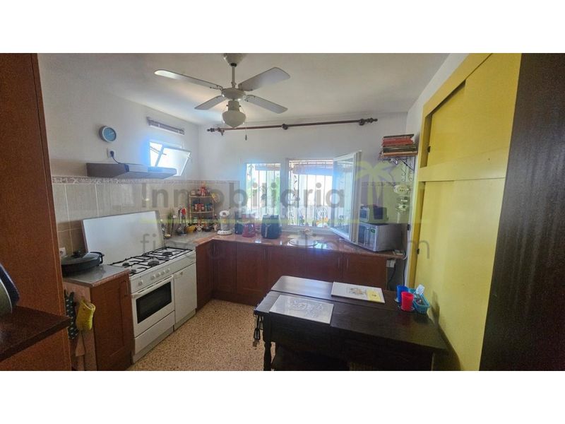 Foto b9dbdf74-2c35-4172-b8e1-da12f6bb2f06. Casa amb aparcament piscina a Las Atalayas-Urmi-Cerro Mar Peñíscola
