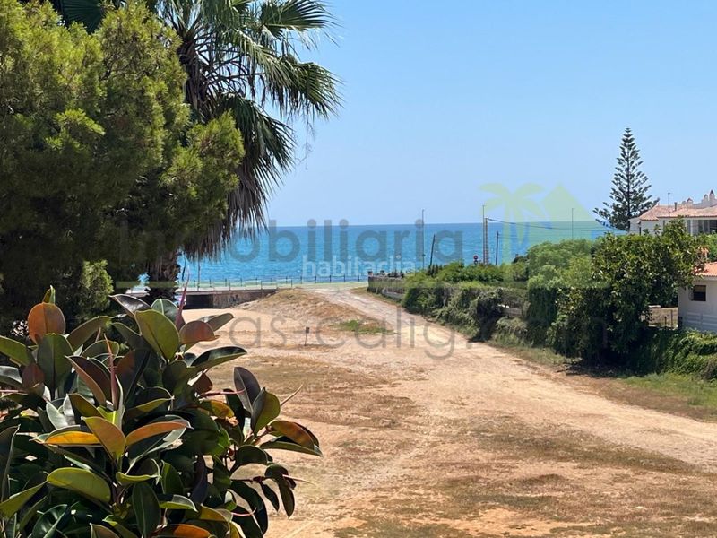 Foto 16e4410a-61b6-41b6-9aa2-8fffb7c7305d. Casa amb aparcament a Les Salines Vinaròs