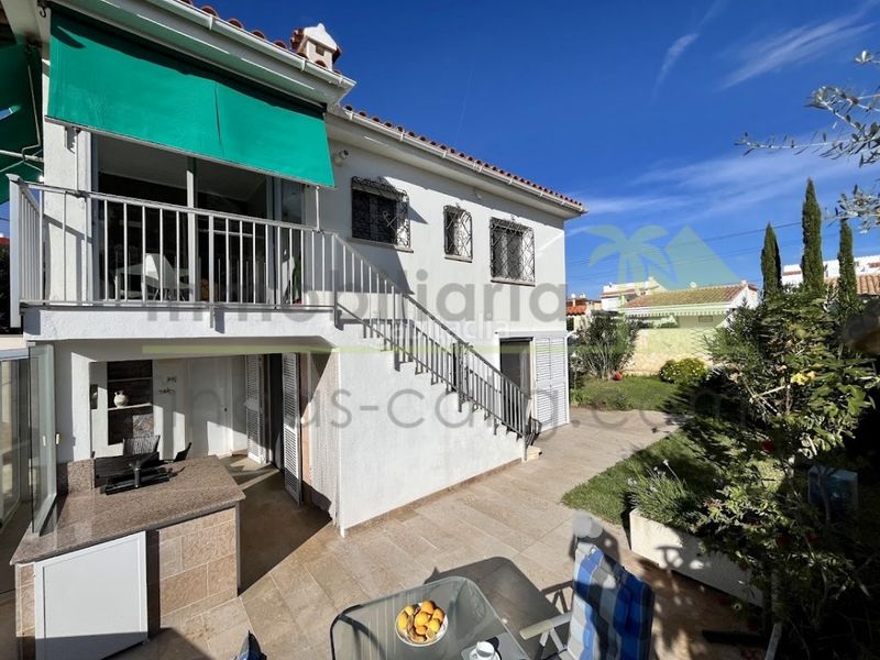 Foto bfeff508-d09c-4c53-8ab4-939fcb01d05c. Casa amb aparcament a Les Salines Vinaròs