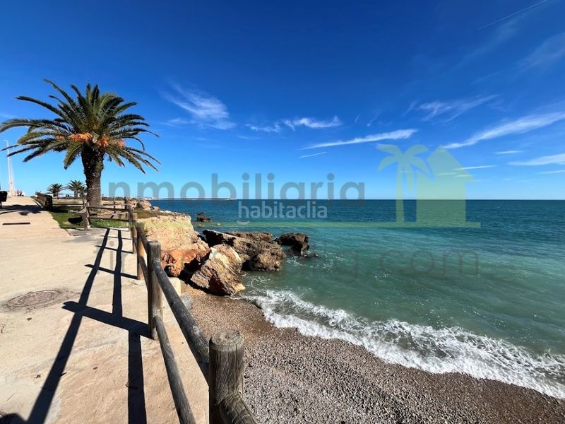 Foto f799cd7b-1edb-413c-a2ef-1258301d4bf4. Casa amb aparcament a Les Salines Vinaròs